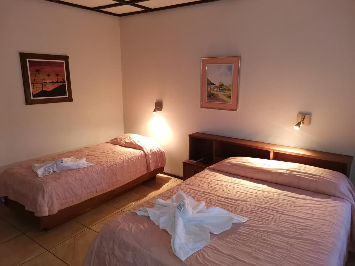 Hotel Wagelia 투리알바 외부 사진